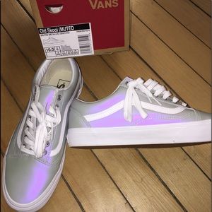 vans old skool metallic silver